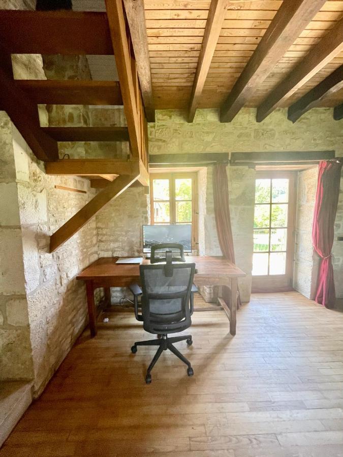 הוילה Carlux Domaine Du Bonheur En Pierre Avec Piscine, Proche Sarlat מראה חיצוני תמונה