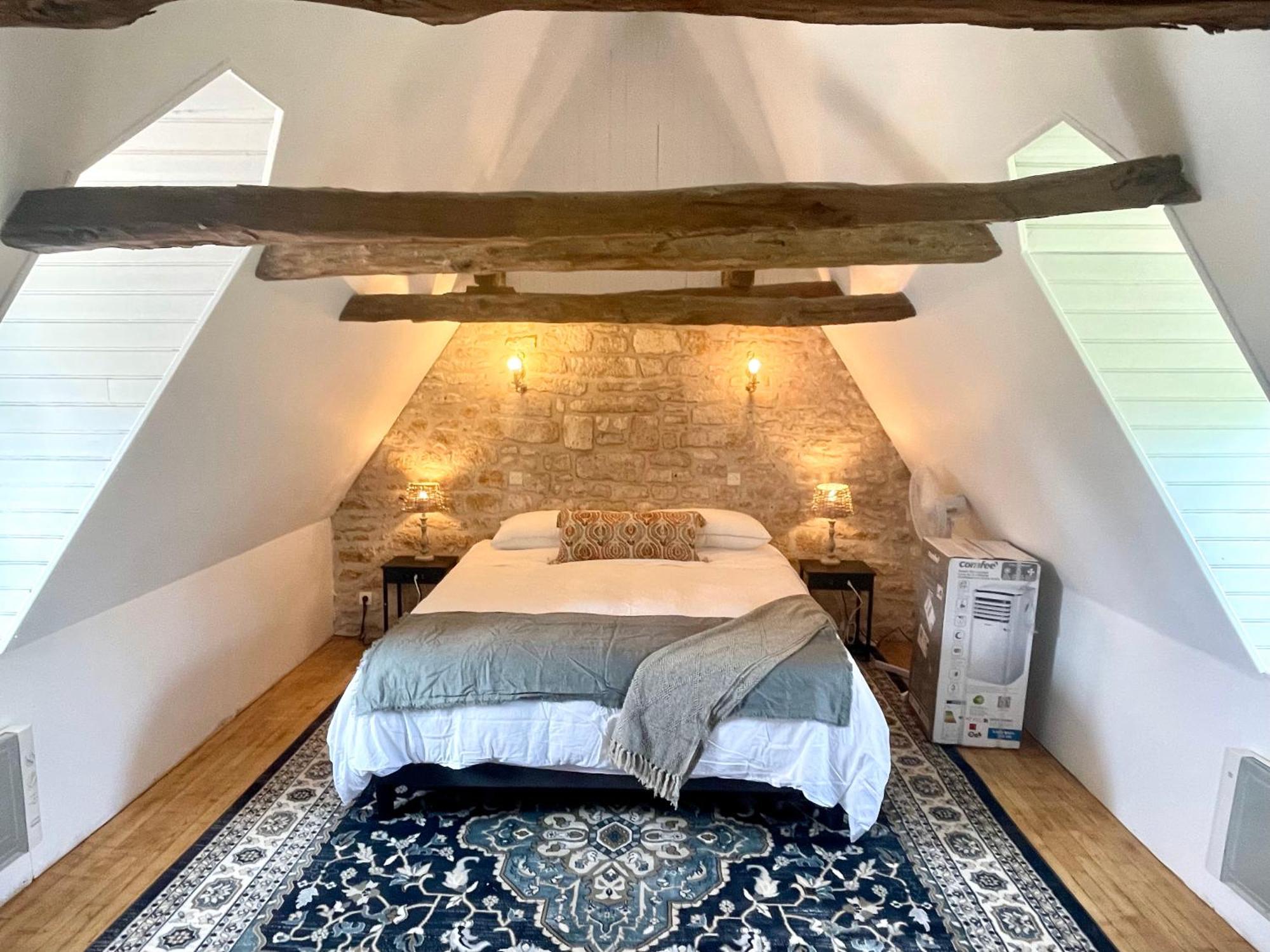 הוילה Carlux Domaine Du Bonheur En Pierre Avec Piscine, Proche Sarlat מראה חיצוני תמונה