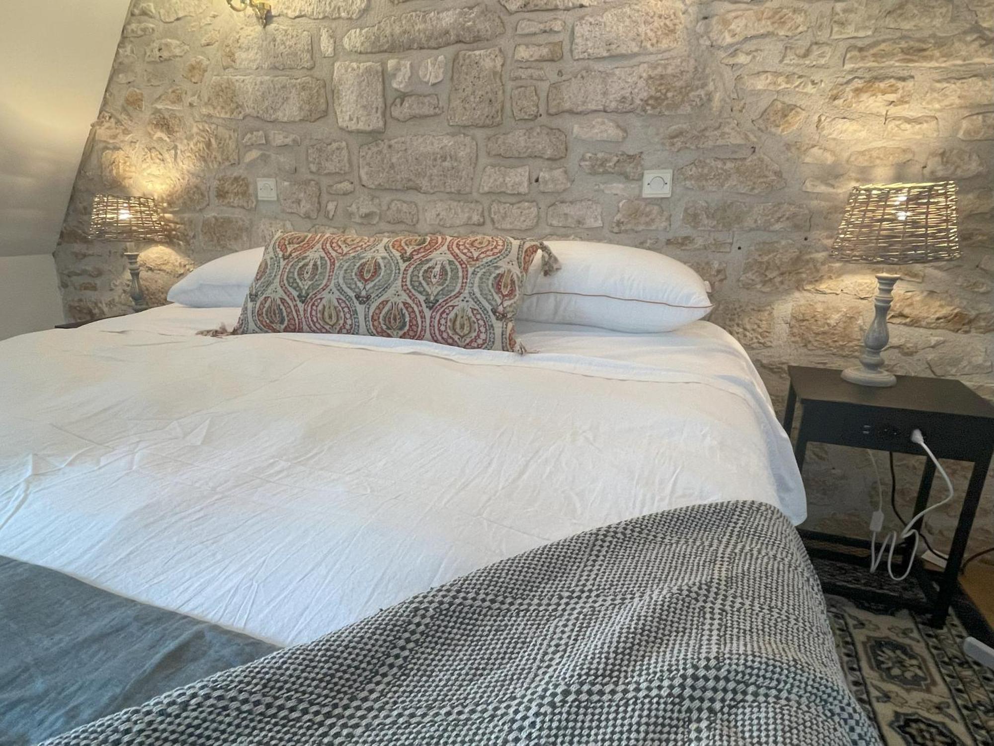 הוילה Carlux Domaine Du Bonheur En Pierre Avec Piscine, Proche Sarlat מראה חיצוני תמונה